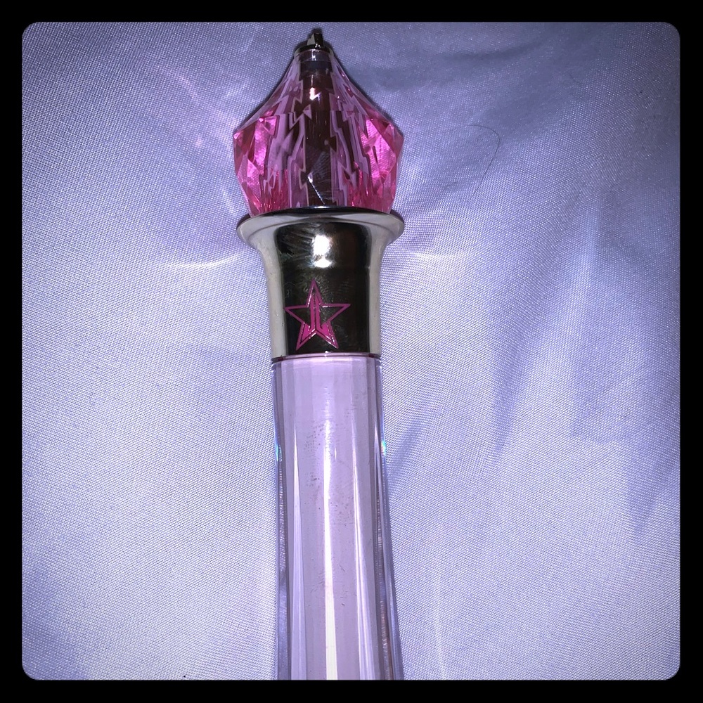 Jeffree Star Magic Concealer in C4